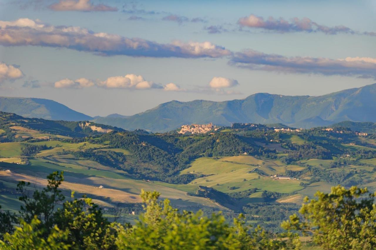 Bed and Breakfast Convento Di San Francesco Mondaino Exterior foto