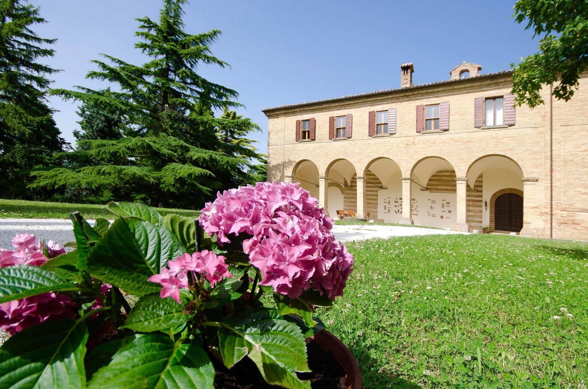 Bed and Breakfast Convento Di San Francesco Mondaino Exterior foto